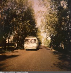Автобус на улице Ленина
